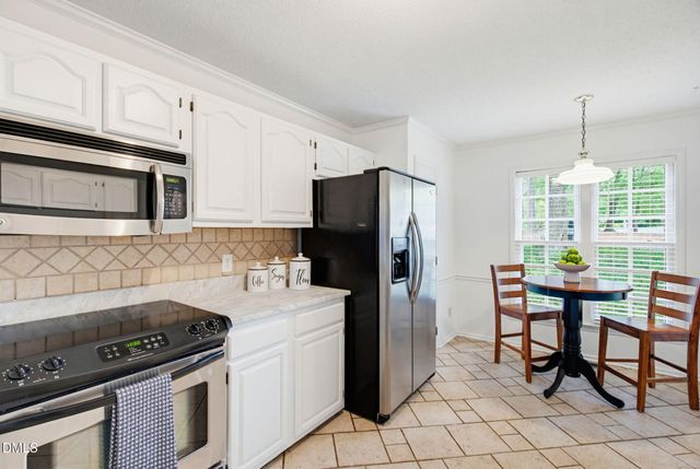 118 Greenmont Lane, Cary, NC 27511