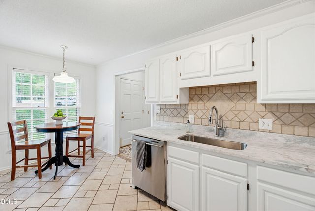 118 Greenmont Lane, Cary, NC 27511