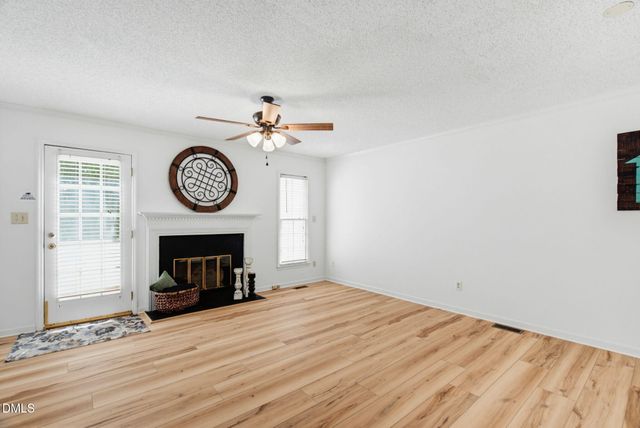 118 Greenmont Lane, Cary, NC 27511