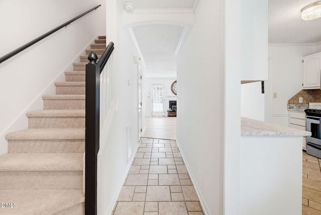 118 Greenmont Lane, Cary, NC 27511