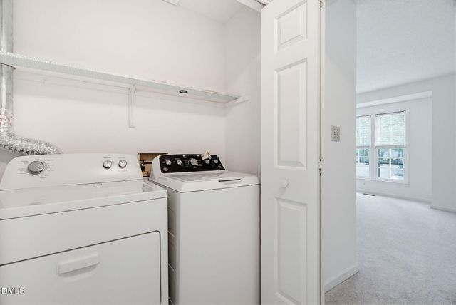 118 Greenmont Lane, Cary, NC 27511