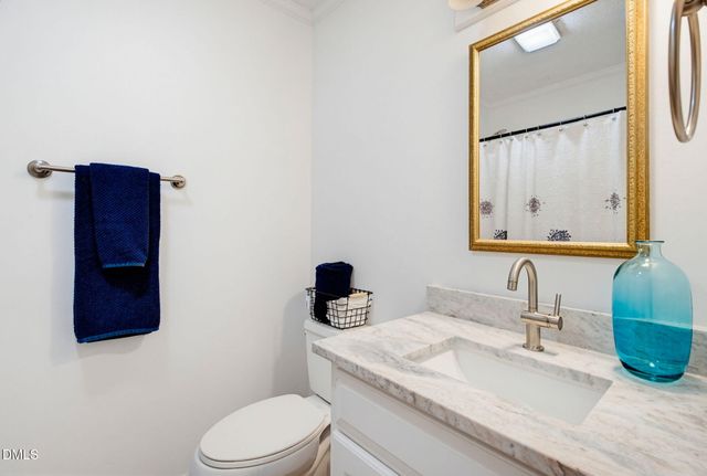 118 Greenmont Lane, Cary, NC 27511