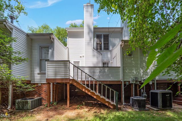 118 Greenmont Lane, Cary, NC 27511