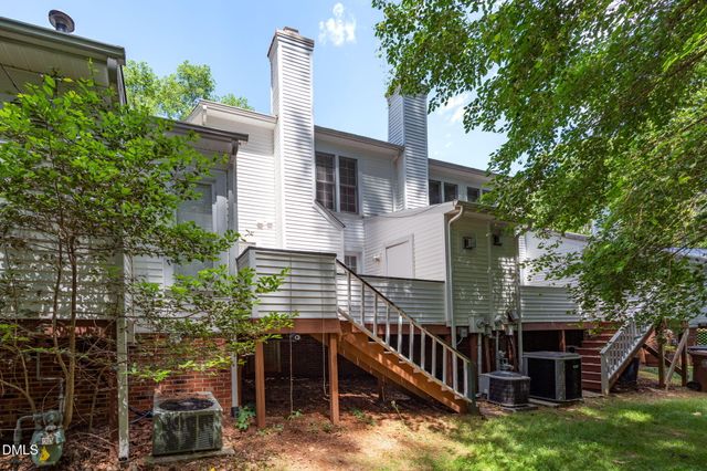 118 Greenmont Lane, Cary, NC 27511