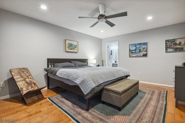 26 Mews Ln, South Orange Village Twp., NJ 07079