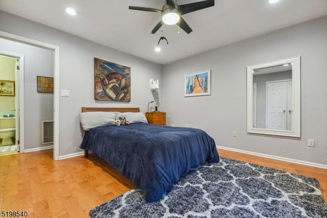 26 Mews Ln, South Orange Village Twp., NJ 07079