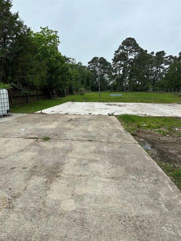 5020 Pine Street, Pasadena, TX 77586
