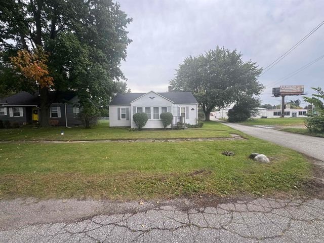 19946 Detroit Avenue, South Bend, IN 46614