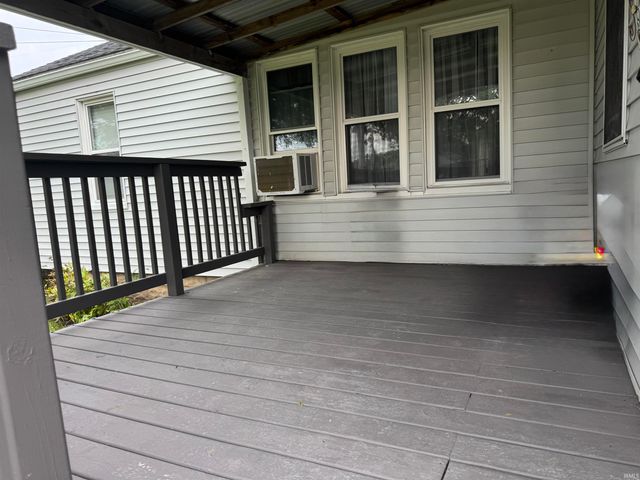 19946 Detroit Avenue, South Bend, IN 46614