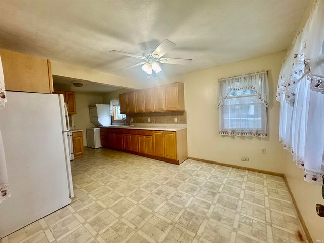 19946 Detroit Avenue, South Bend, IN 46614