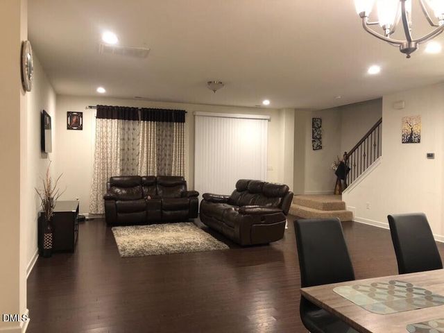 405 Boscawen Lane, Cary, NC 27519