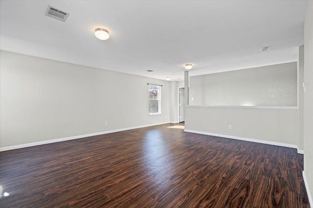 396 Feathergrass DR, Buda, TX 78610