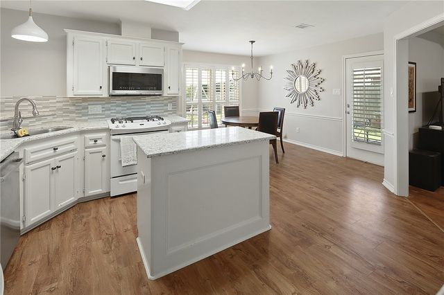 708 Brussels Drive, College Station, TX 77845