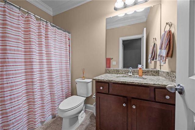 715 Piedmont Crossing Drive 14, High Point, NC 27265