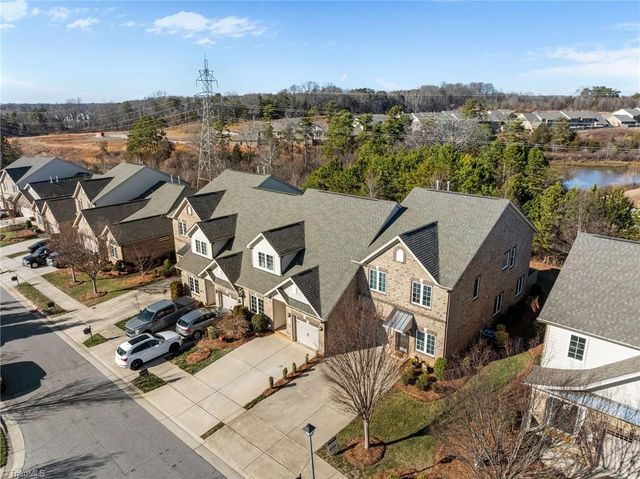 715 Piedmont Crossing Drive 14, High Point, NC 27265