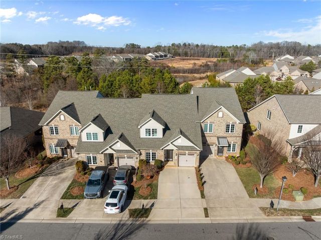 715 Piedmont Crossing Drive 14, High Point, NC 27265