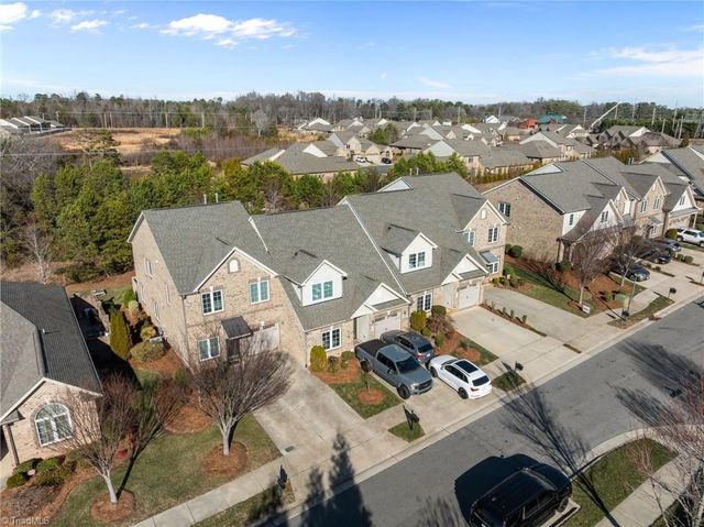 715 Piedmont Crossing Drive 14, High Point, NC 27265
