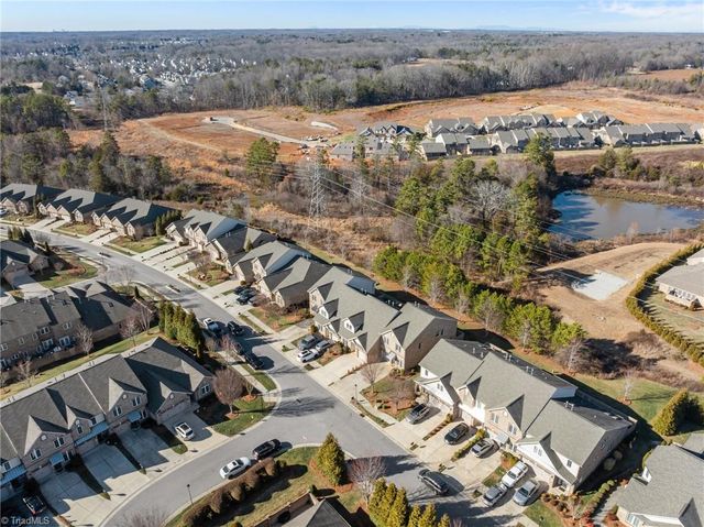 715 Piedmont Crossing Drive 14, High Point, NC 27265