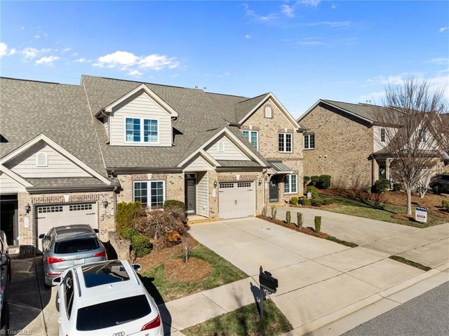 715 Piedmont Crossing Drive 14, High Point, NC 27265