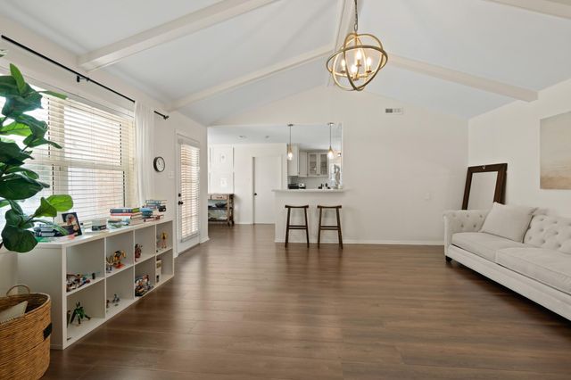 5318 Imogene Street, Houston, TX 77096