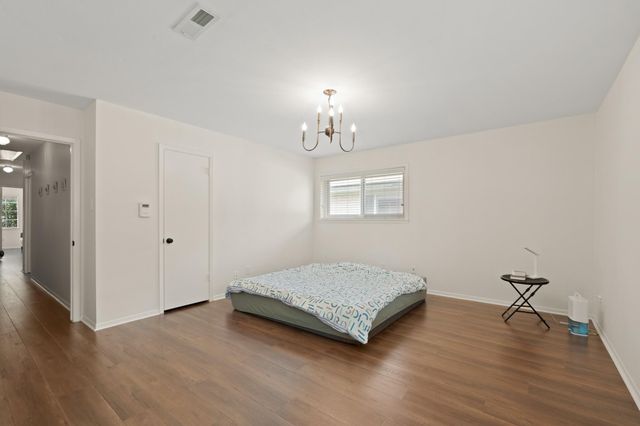 5318 Imogene Street, Houston, TX 77096