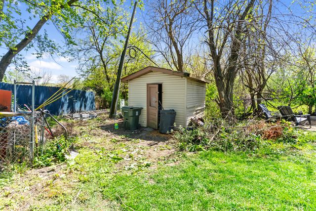 17311 Central Park Avenue, Hazel Crest, IL 60429