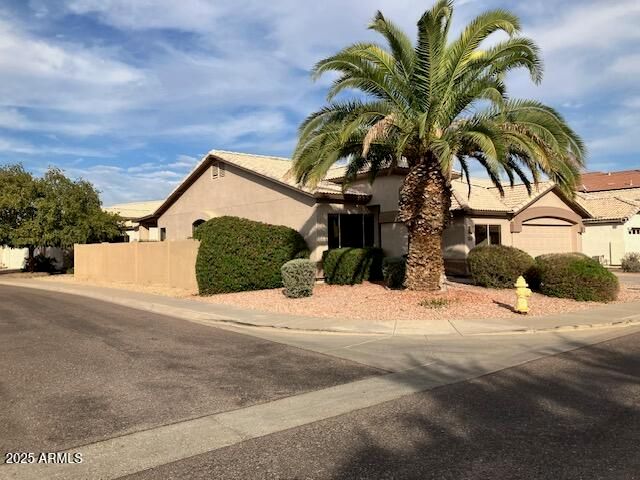 338 W HELENA Drive, Phoenix, AZ 85023