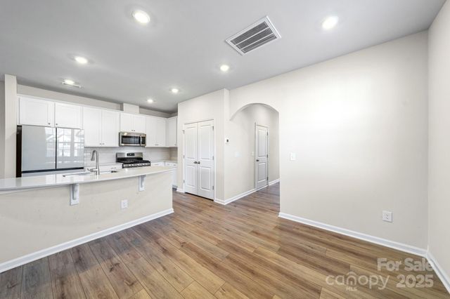 5044 Moss Pine Way, Tega Cay, SC 29708