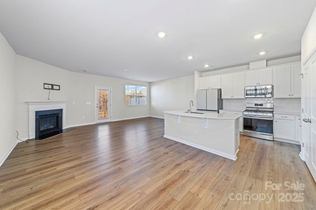 5044 Moss Pine Way, Tega Cay, SC 29708