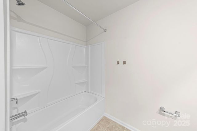 5044 Moss Pine Way, Tega Cay, SC 29708