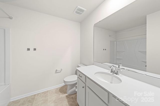 5044 Moss Pine Way, Tega Cay, SC 29708