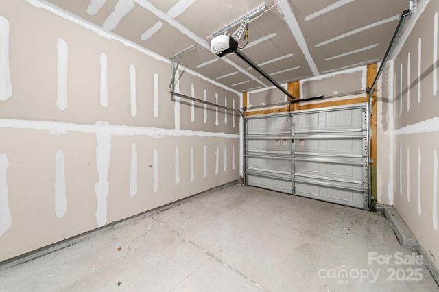 5044 Moss Pine Way, Tega Cay, SC 29708