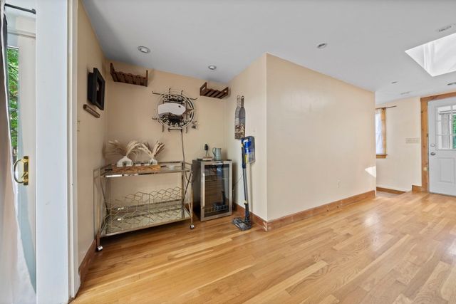 15 Morningside Path, Weymouth, MA 02189