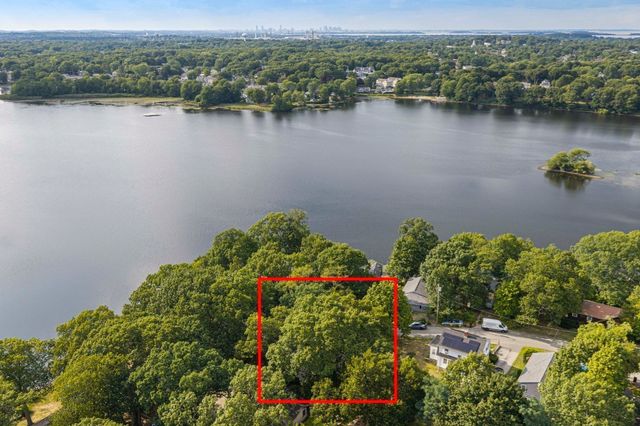 15 Morningside Path, Weymouth, MA 02189
