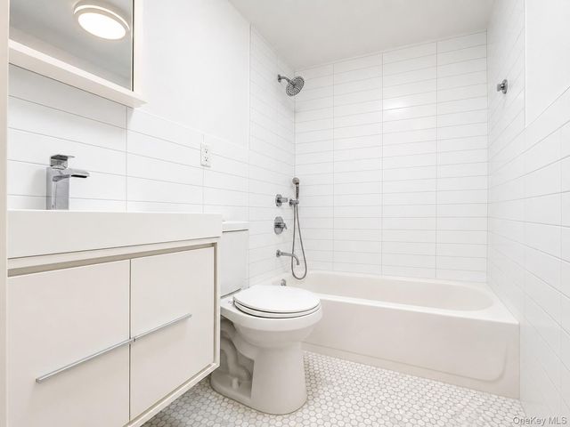85 Rockaway Avenue, Brooklyn, NY 11233