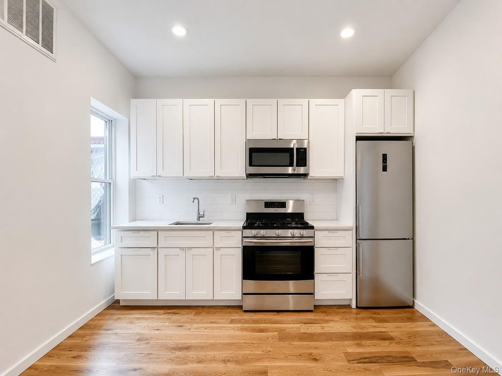 85 Rockaway Avenue, Brooklyn, NY 11233 — photo 5