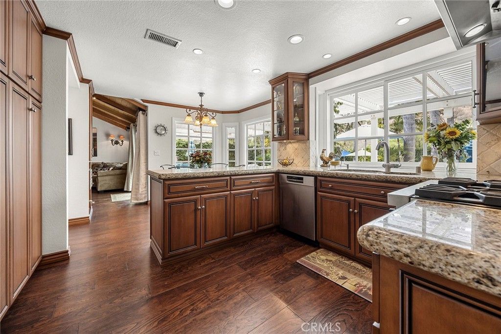 5329 Brentwood, Yorba Linda, CA 92887 — photo 4