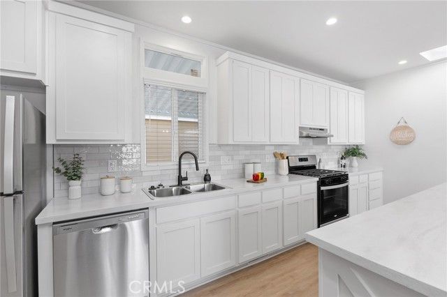 15621 Beach Boulevard 19, Westminster, CA 92683