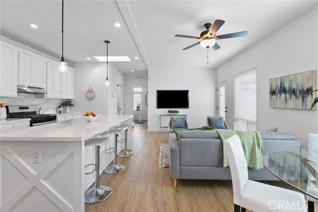 15621 Beach Boulevard 19, Westminster, CA 92683