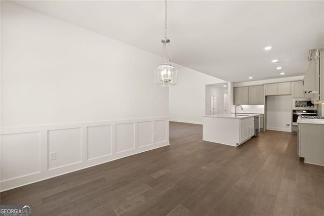 8320 Creekside Overlook Drive, Gainesville, GA 30506