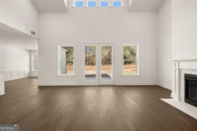 8320 Creekside Overlook Drive, Gainesville, GA 30506