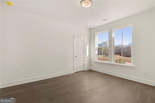 8320 Creekside Overlook Drive, Gainesville, GA 30506