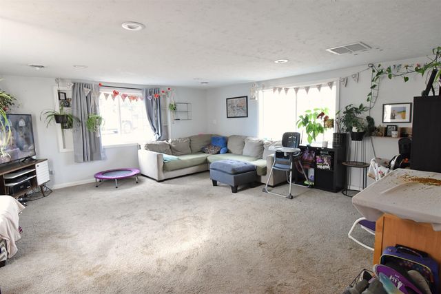 14016 E Broadway Ave, Spokane Valley, WA 99216