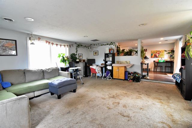 14016 E Broadway Ave, Spokane Valley, WA 99216