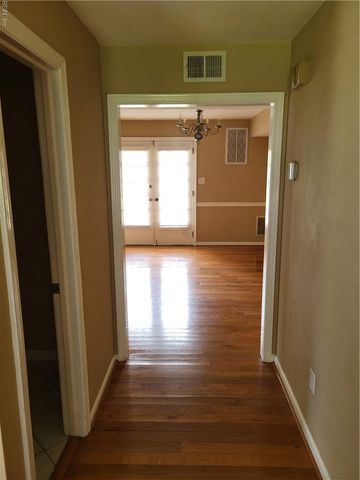 1345 Downs LN, Virginia Beach, VA 23455