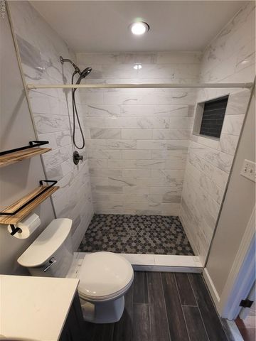 1345 Downs LN, Virginia Beach, VA 23455