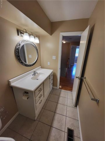 1345 Downs LN, Virginia Beach, VA 23455