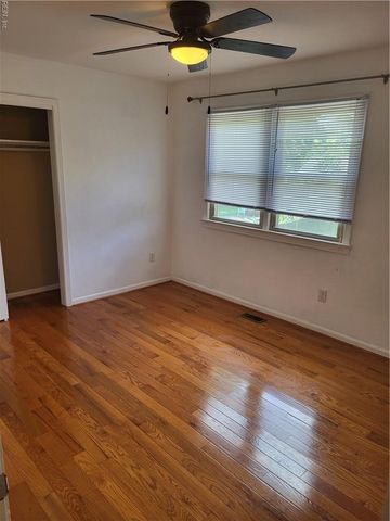 1345 Downs LN, Virginia Beach, VA 23455