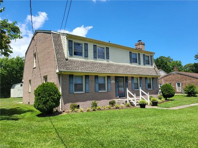 1345 Downs LN, Virginia Beach, VA 23455