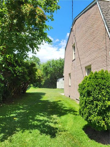 1345 Downs LN, Virginia Beach, VA 23455